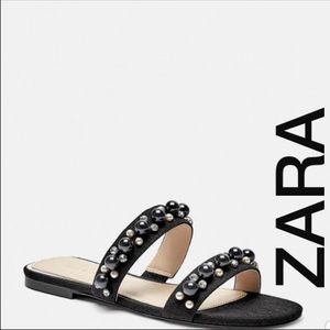 ZARA Black flat sandals with pearls straps sz 40